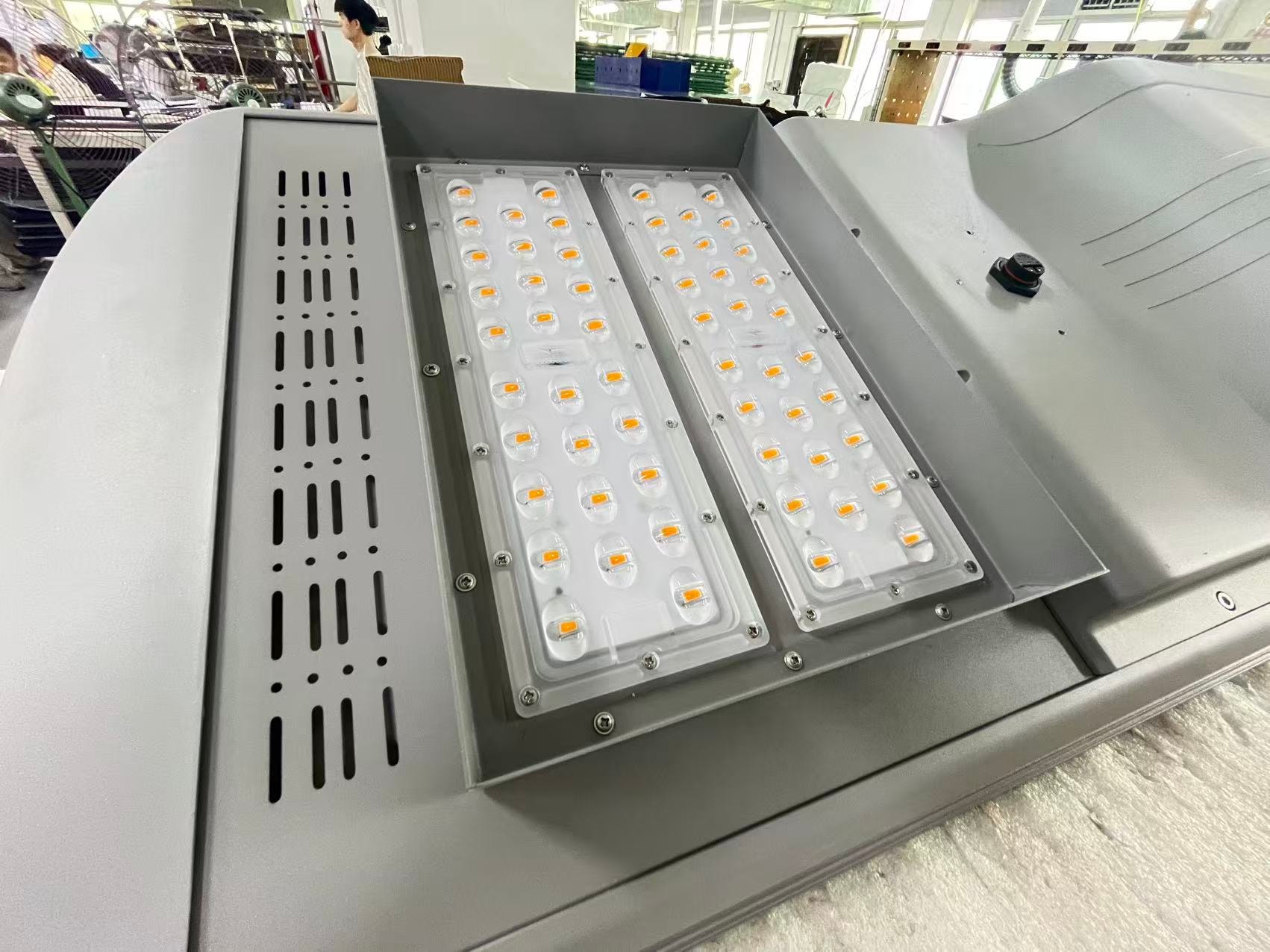 Módulos LED de alta potencia — lentes ópticas de precisión